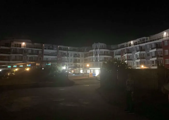 Emberli Lägenhetshotell