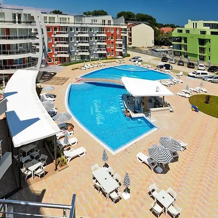 Hotel apartamentowy Emberli 3*
