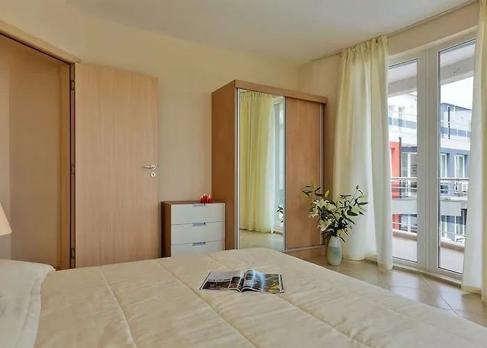 Aparthotel Emberli 3*